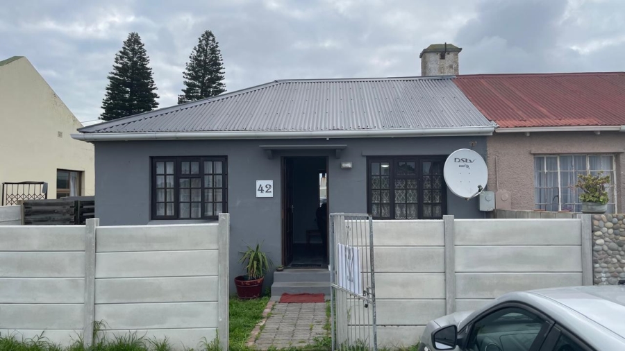 2 Bedroom Property for Sale in Forest Hill Eastern Cape